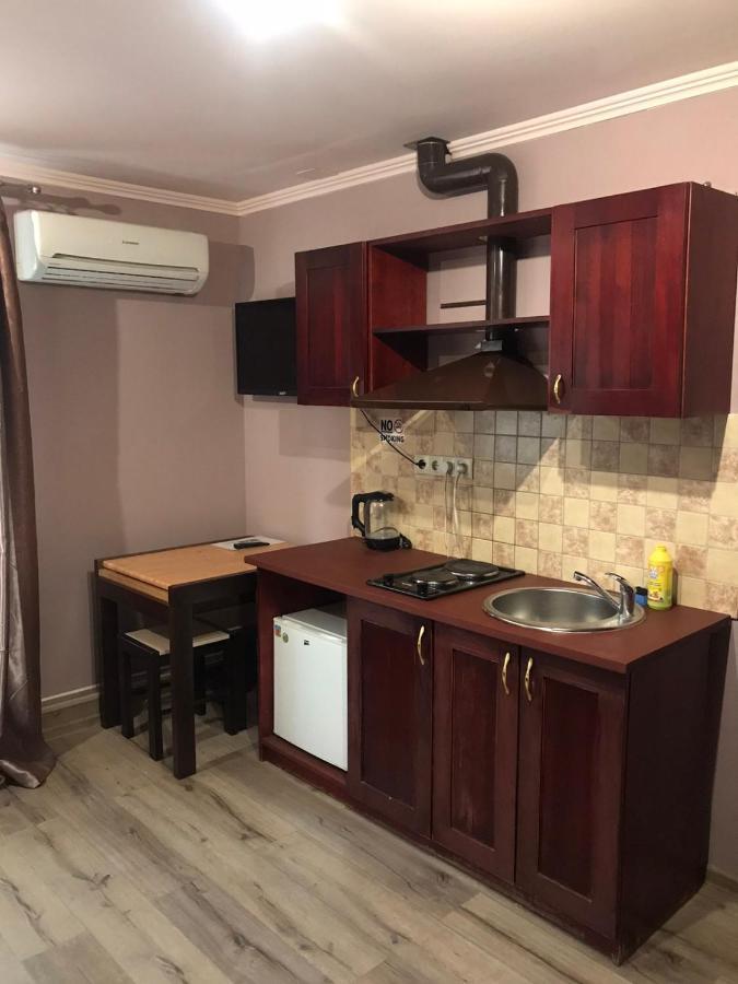 Best Rest Suites Odesa Exterior foto